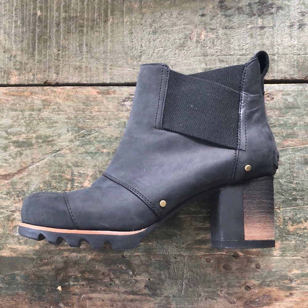 Black Sorel Booties
